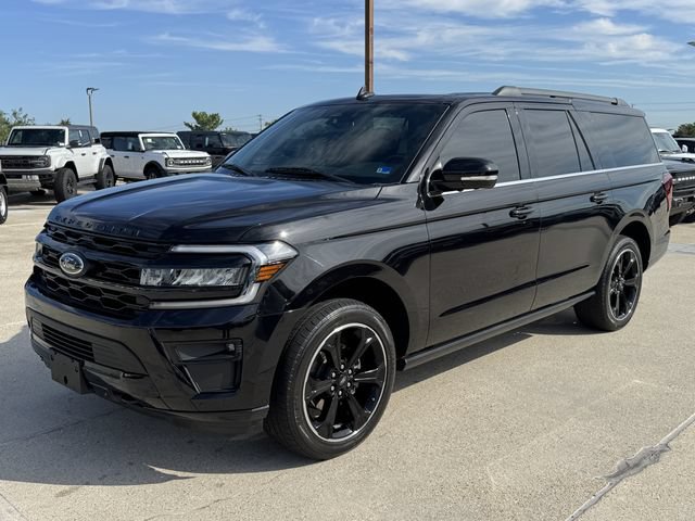 Used 2022 Ford Expedition Max Limited w/ Equipment Group 303A AWD/4WD image 9