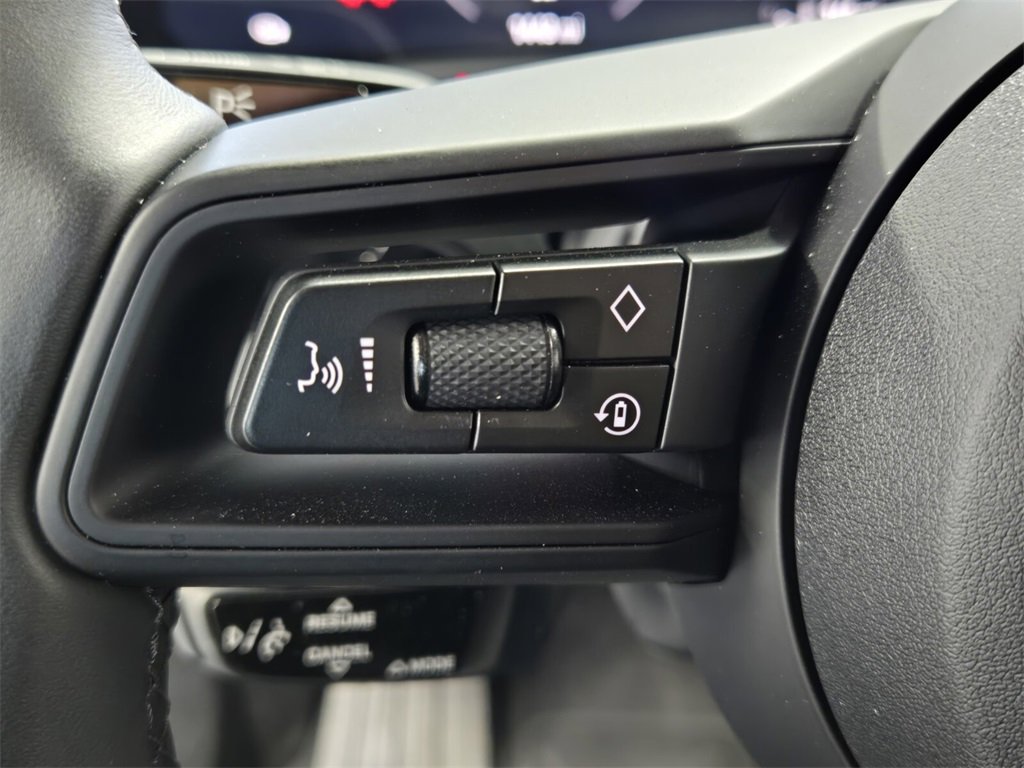 Used 2023 Porsche Taycan image 24