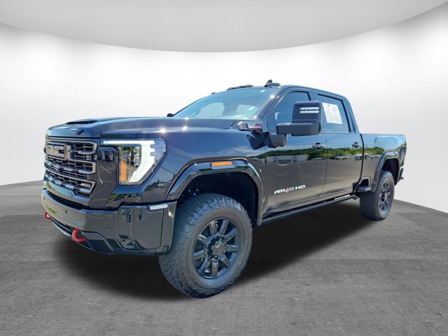 Used 2025 GMC Sierra 2500 AT4X AWD/4WD image 3