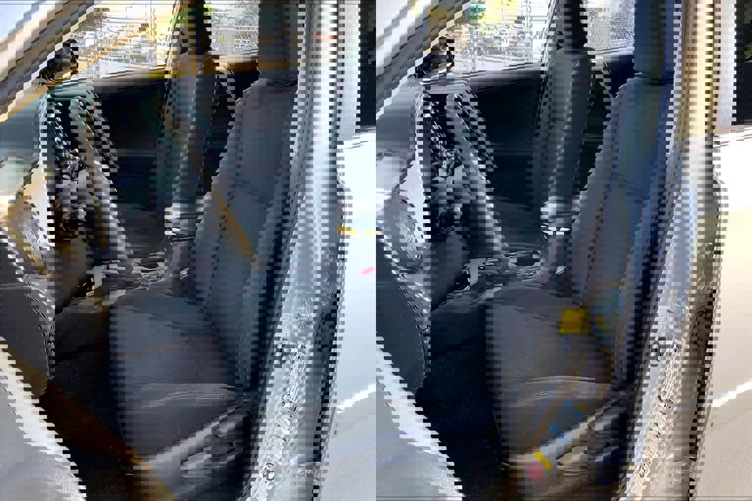 Used 2017 Toyota RAV4 LE image 7