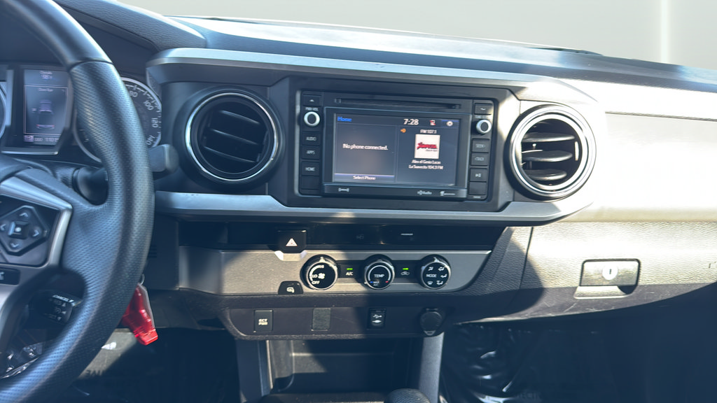 Used 2016 Toyota Tacoma SR5 w/ Towing Package RWD image 16