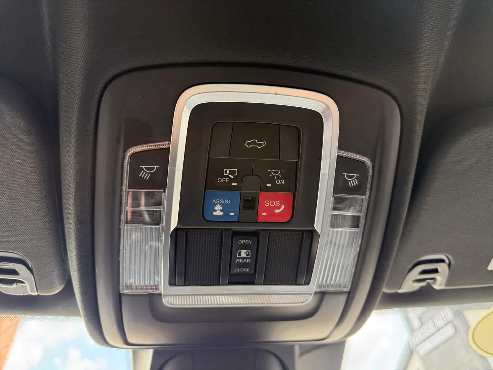 Used 2019 RAM 1500 Limited AWD/4WD image 28