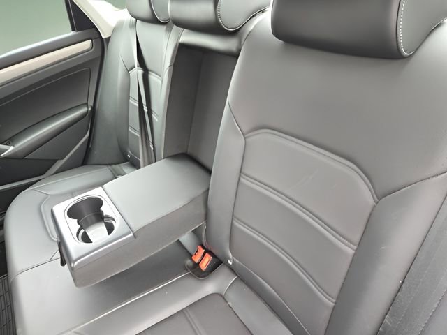 Used 2020 Volkswagen Passat 2.0T SE image 28