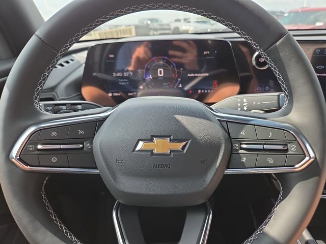 New 2026 Chevrolet Traverse LT image 11