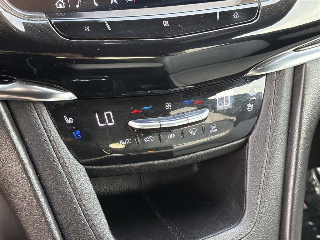 Used 2020 Cadillac XT6 Sport image 12