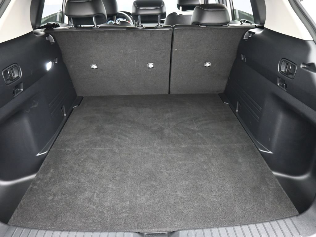 Used 2025 MAZDA CX-50 AWD 2.5 S w/ Select Package image 13