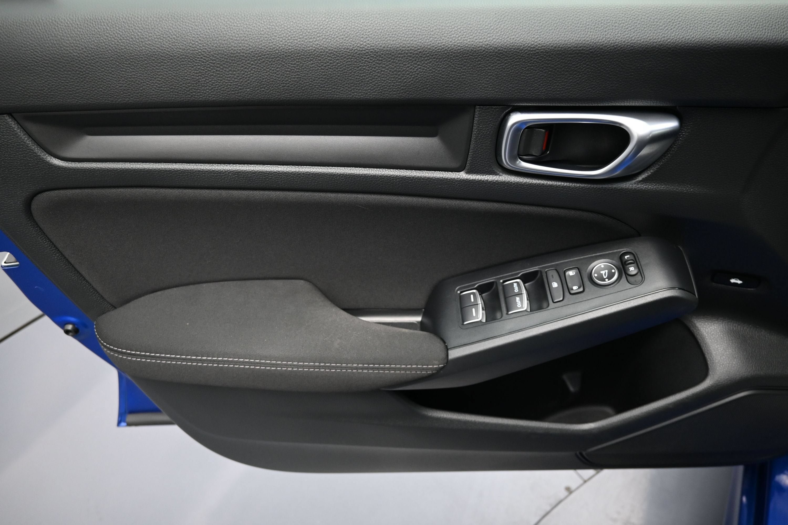 Used 2023 Honda Civic Sport image 24