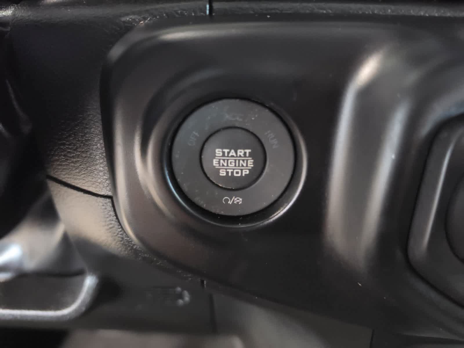 Used 2023 Jeep Wrangler Unlimited Rubicon 392 w/ Trailer Tow Package AWD/4WD image 25