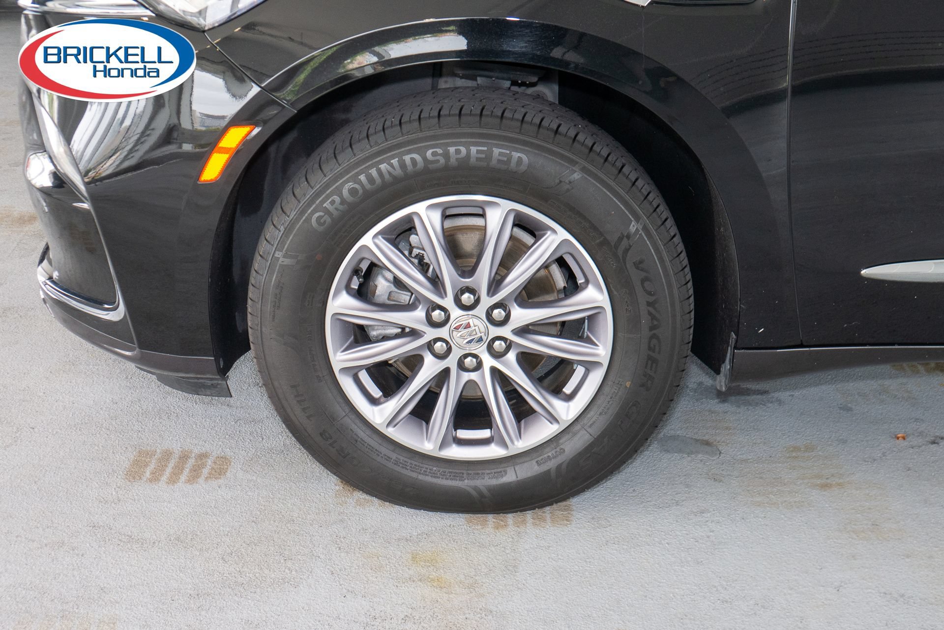 Used 2024 Buick Enclave Essence w/ Technology Package FWD image 34
