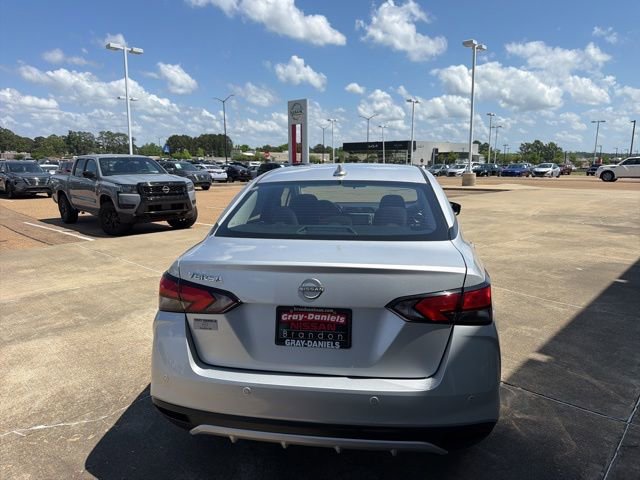 Certified 2025 Nissan Versa SV w/ Trunk Package image 3