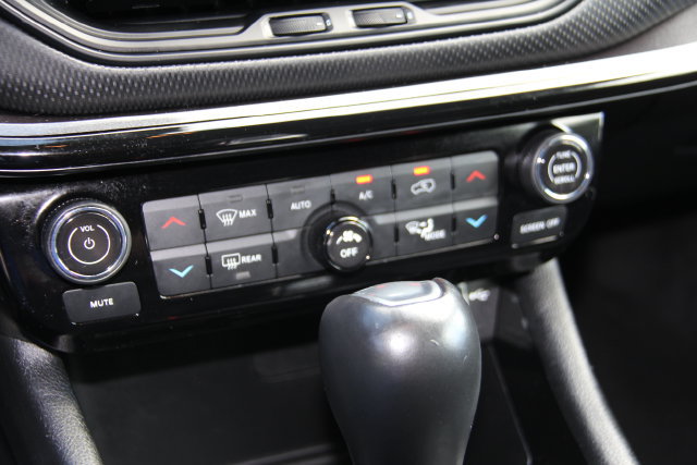 Used 2022 Jeep Compass Latitude w/ Convenience Group AWD/4WD image 27