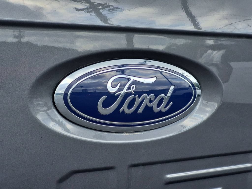 Used 2023 Ford F150 Lariat w/ Trailer Tow Package AWD/4WD image 30