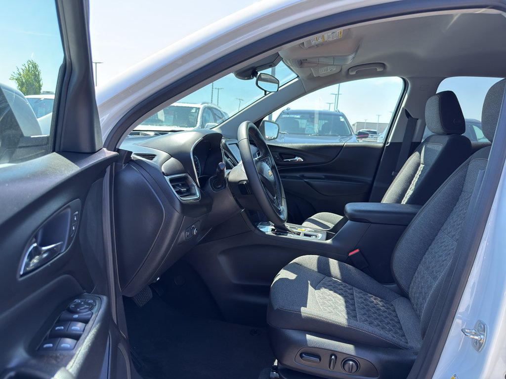 Certified 2023 Chevrolet Equinox LT FWD image 11