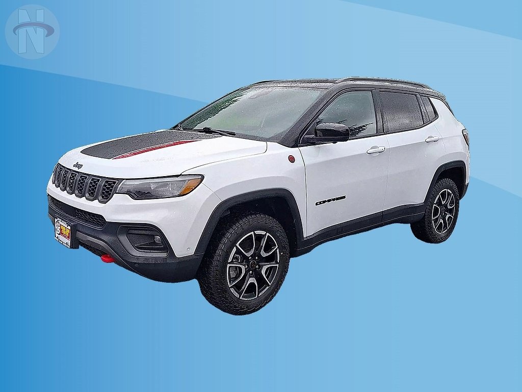 Used 2025 Jeep Compass Trailhawk w/ Trailhawk Elite Group AWD/4WD image 4