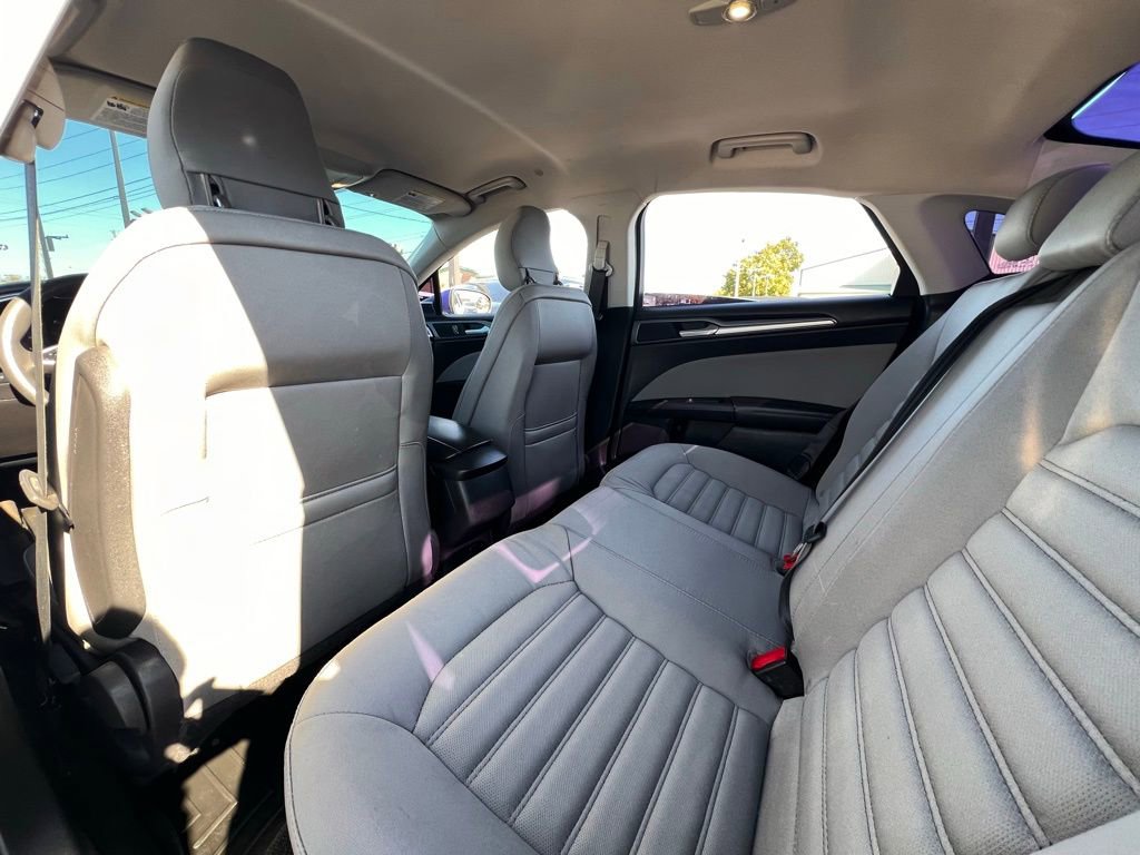 Used 2014 Ford Fusion S image 14