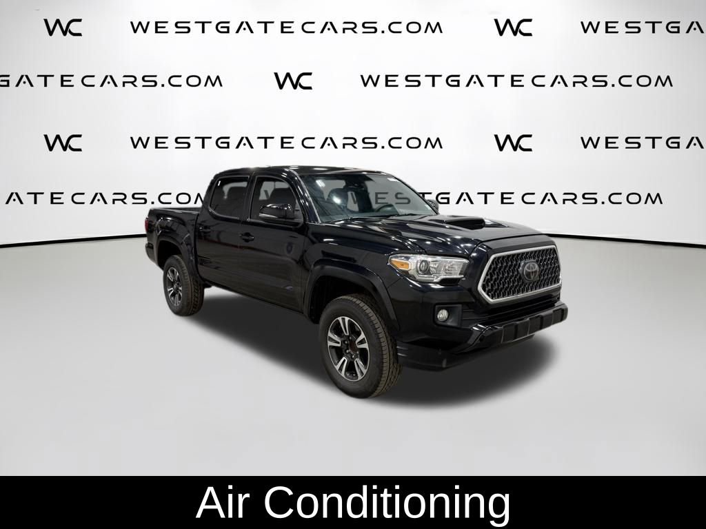 Used 2018 Toyota Tacoma TRD Sport image 2
