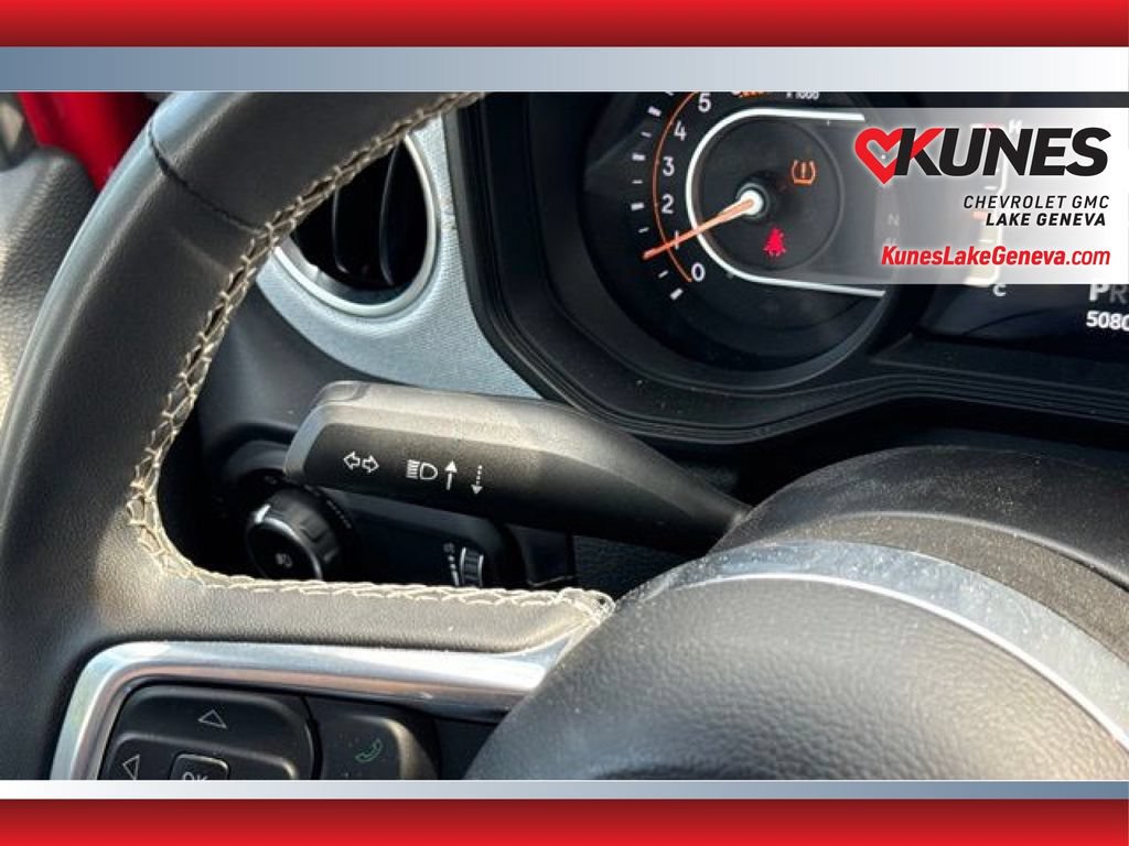 Used 2025 Jeep Wrangler Unlimited Sahara AWD/4WD image 43