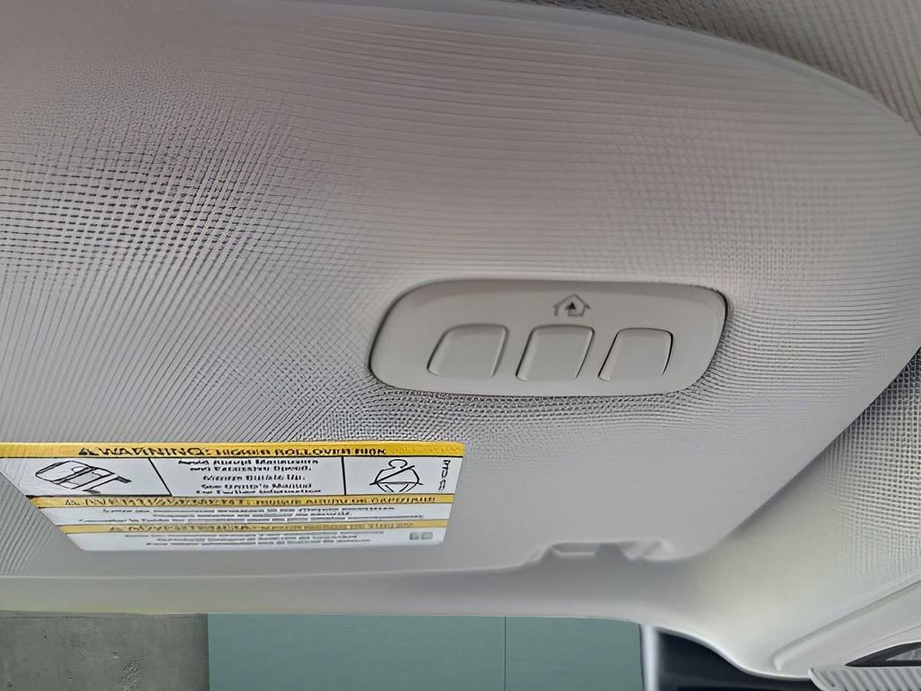 Used 2025 Ford Expedition Platinum w/ Driver's Package image 32