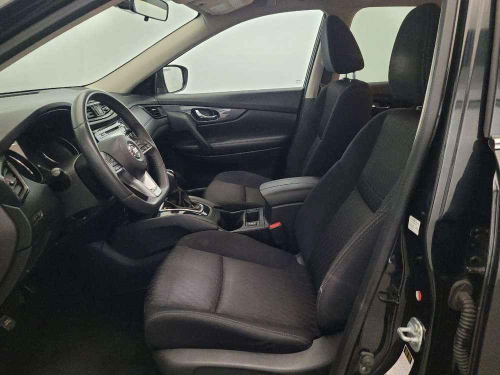 Used 2017 Nissan Rogue SV AWD/4WD image 17