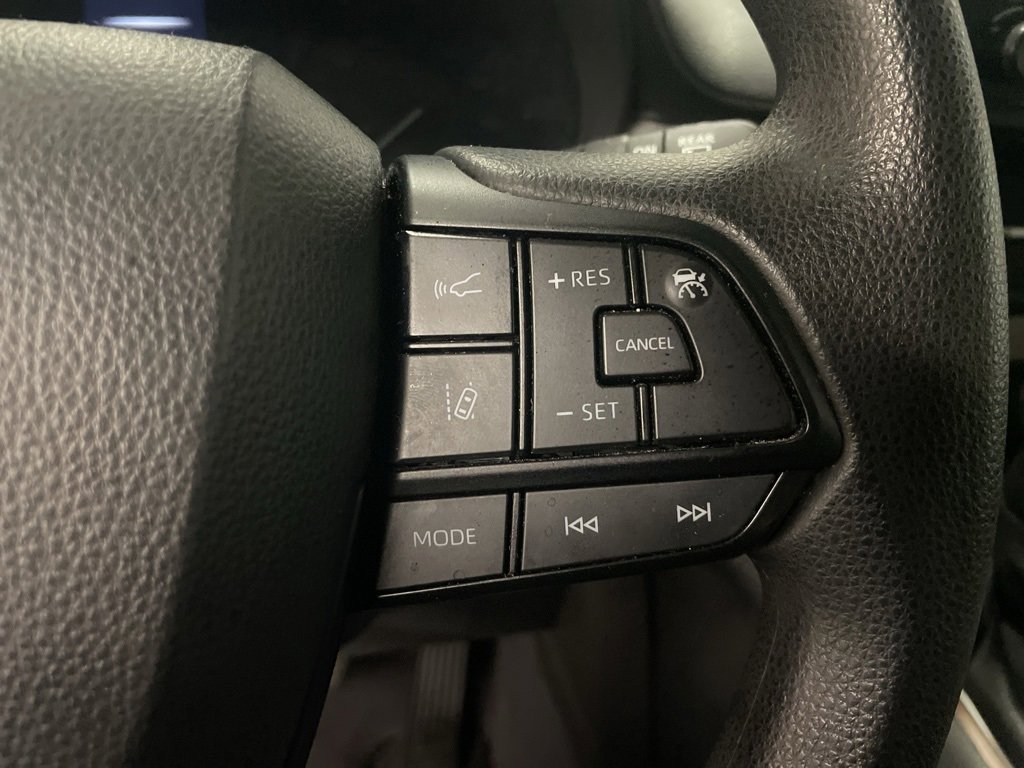 Used 2024 Toyota Sienna LE image 21