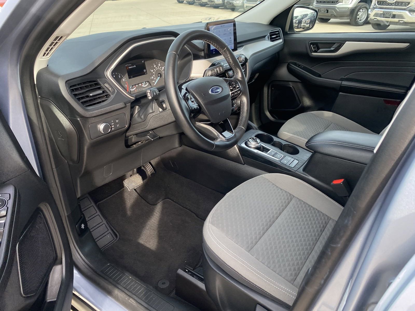 Used 2022 Ford Escape SE w/ Cold Weather Package AWD/4WD image 20