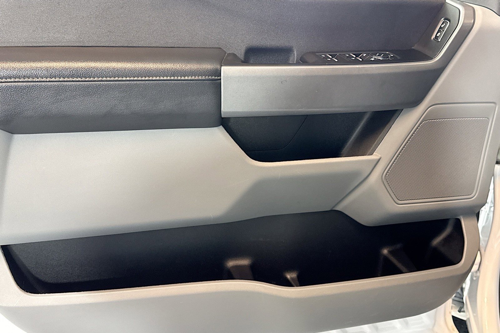 Used 2024 Ford F250 XLT image 17