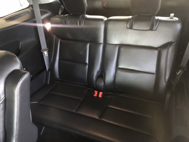 Used 2020 Ford Explorer XLT w/ Equipment Group 202A image 12