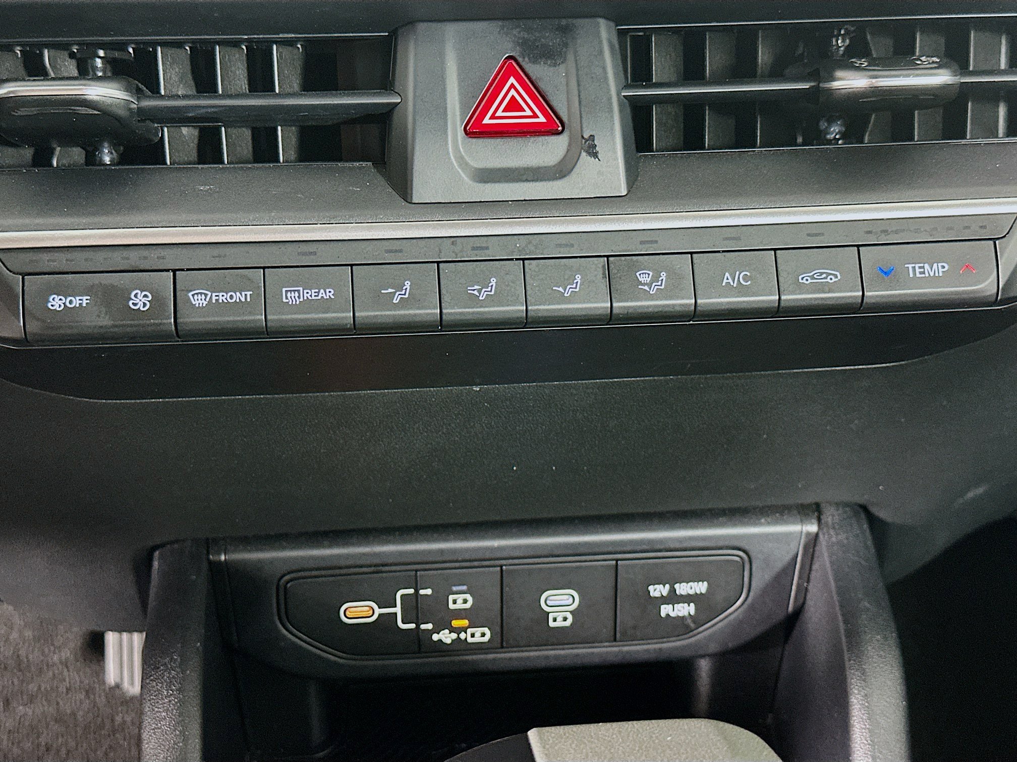 Used 2025 Kia K4 FWD image 23