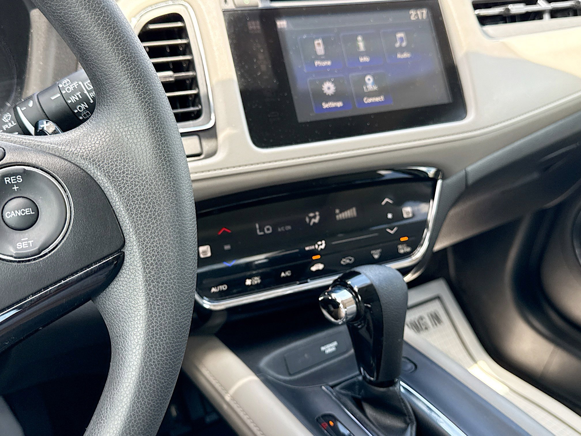 Used 2018 Honda HR-V EX image 25