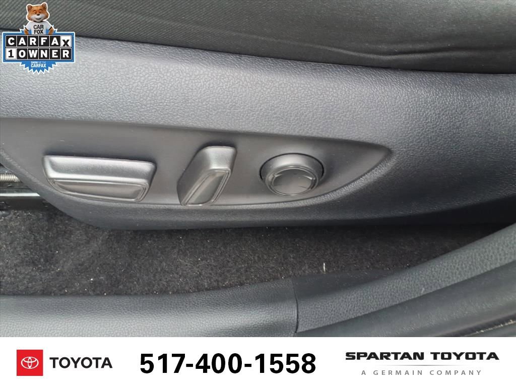 Used 2025 Toyota RAV4 XLE image 15