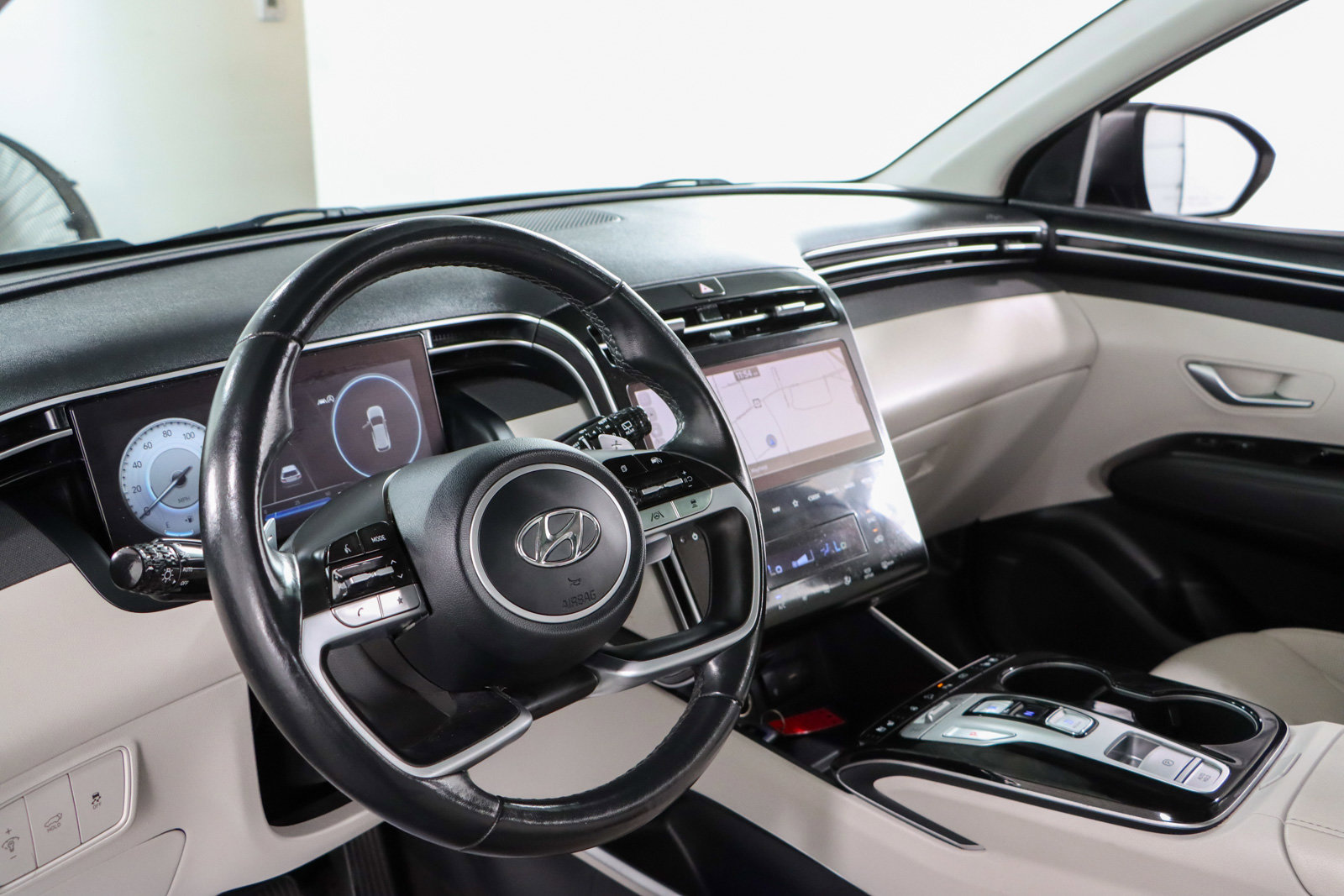 Used 2023 Hyundai Tucson Limited image 24