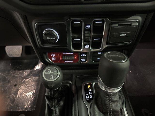 New 2026 Jeep Gladiator Rubicon AWD/4WD image 22