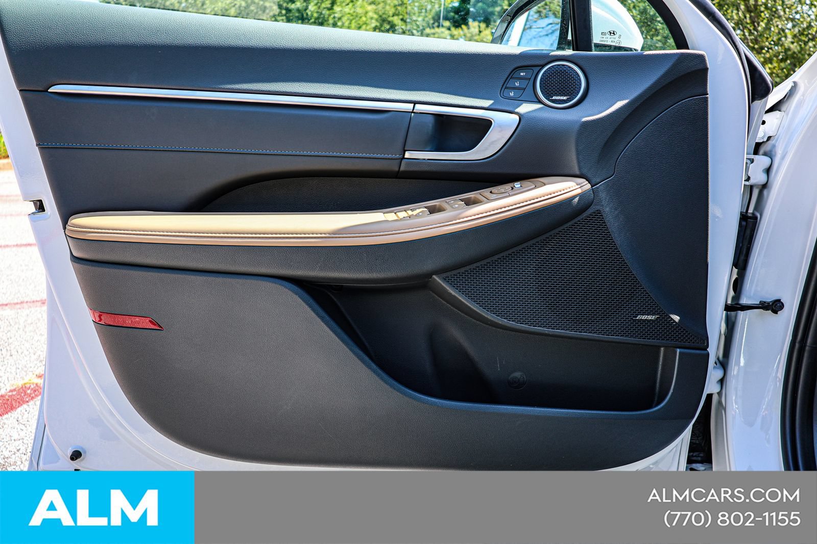 Used 2025 Hyundai Sonata Limited FWD image 37