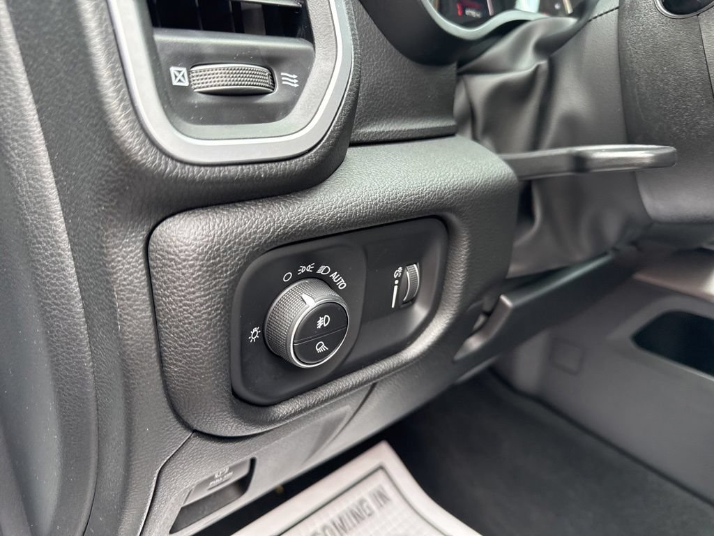 Used 2023 RAM 1500 Big Horn AWD/4WD image 21