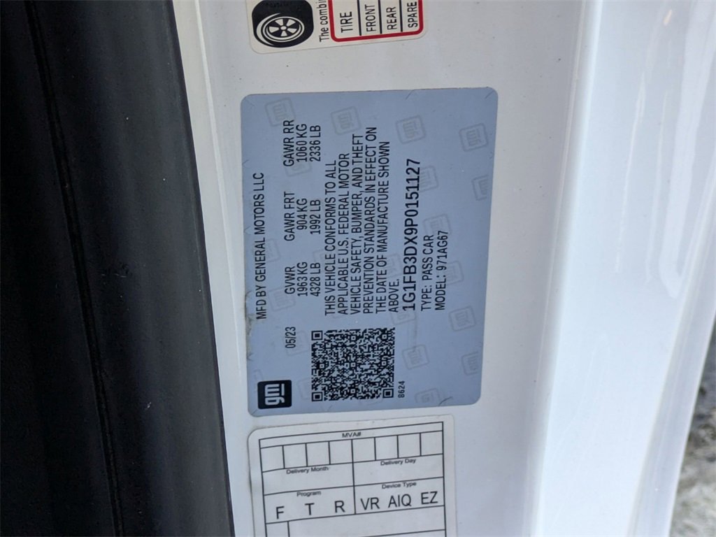 Used 2023 Chevrolet Camaro LT image 34