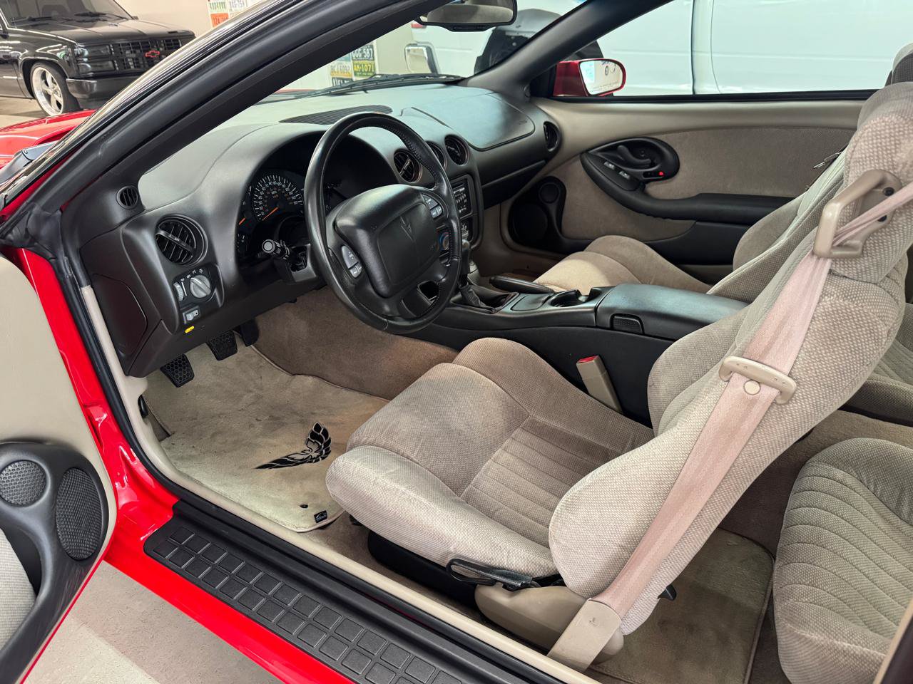 Used 2000 Pontiac Firebird Formula RWD image 6