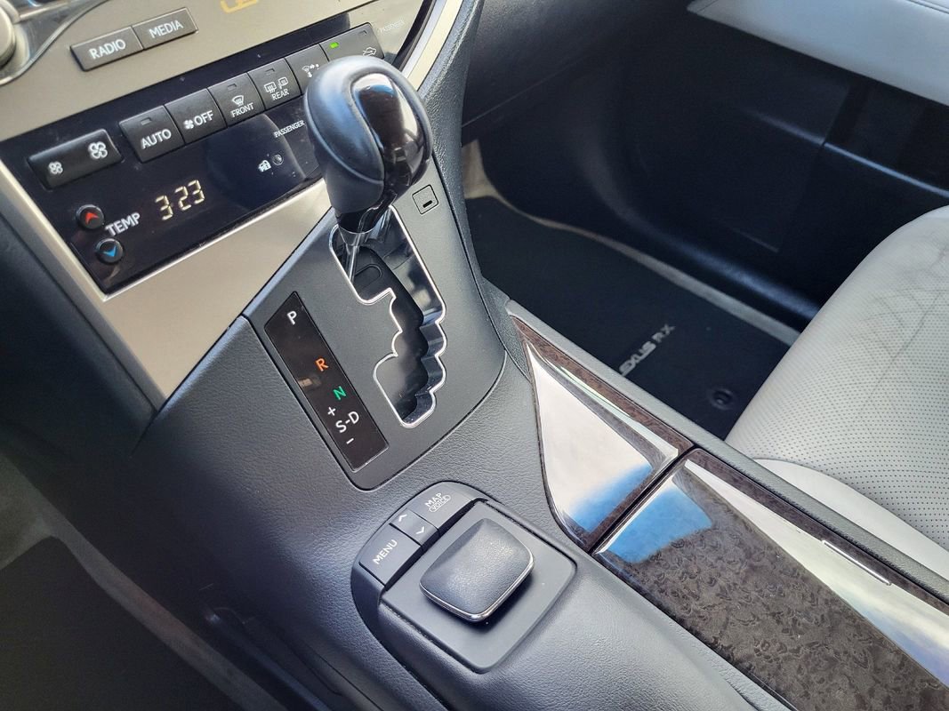 Used 2013 Lexus RX 450h FWD image 31