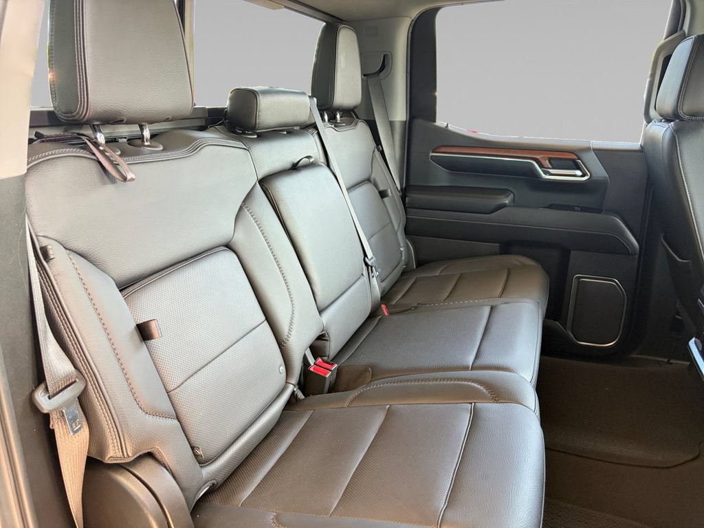 Used 2023 GMC Sierra 1500 Denali w/ Denali Reserve Package AWD/4WD image 16