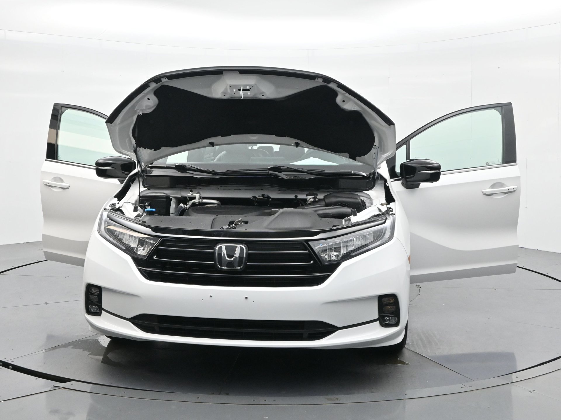 Used 2024 Honda Odyssey Sport image 40