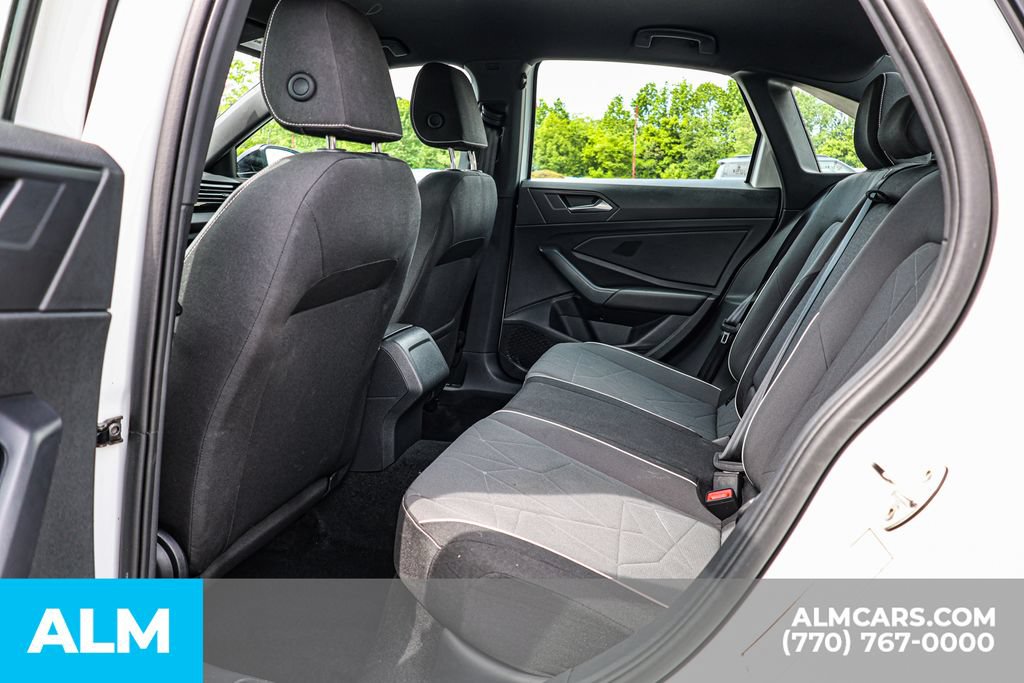Used 2025 Volkswagen Jetta Sport FWD image 18