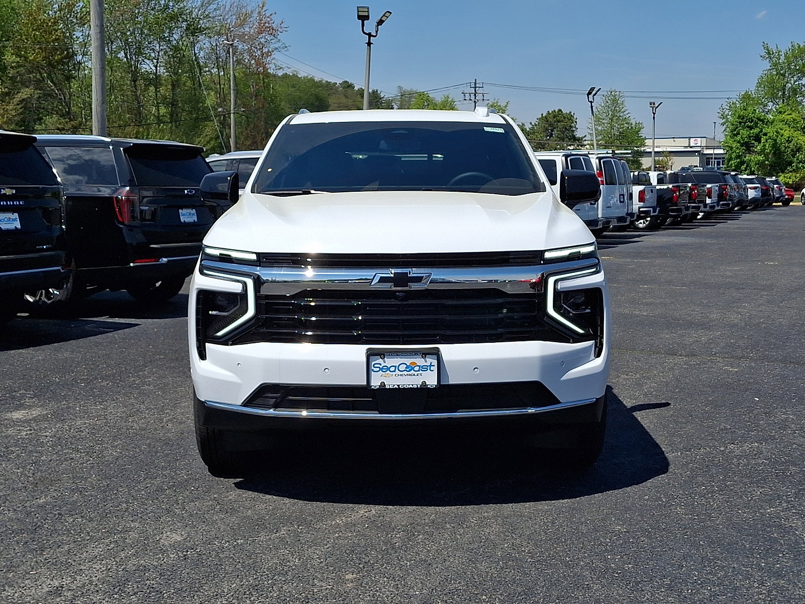 New 2026 Chevrolet Tahoe LS w/ LPO, Dark Essentials Package AWD/4WD image 2