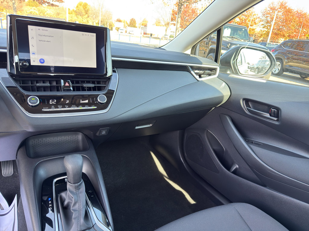 Used 2024 Toyota Corolla LE image 24