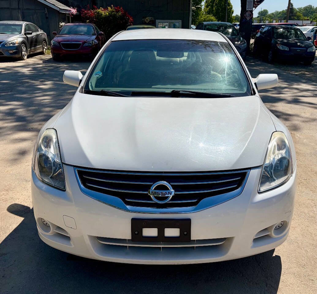 Used 2012 Nissan Altima 2.5 S w/ Value Pkg FWD image 8