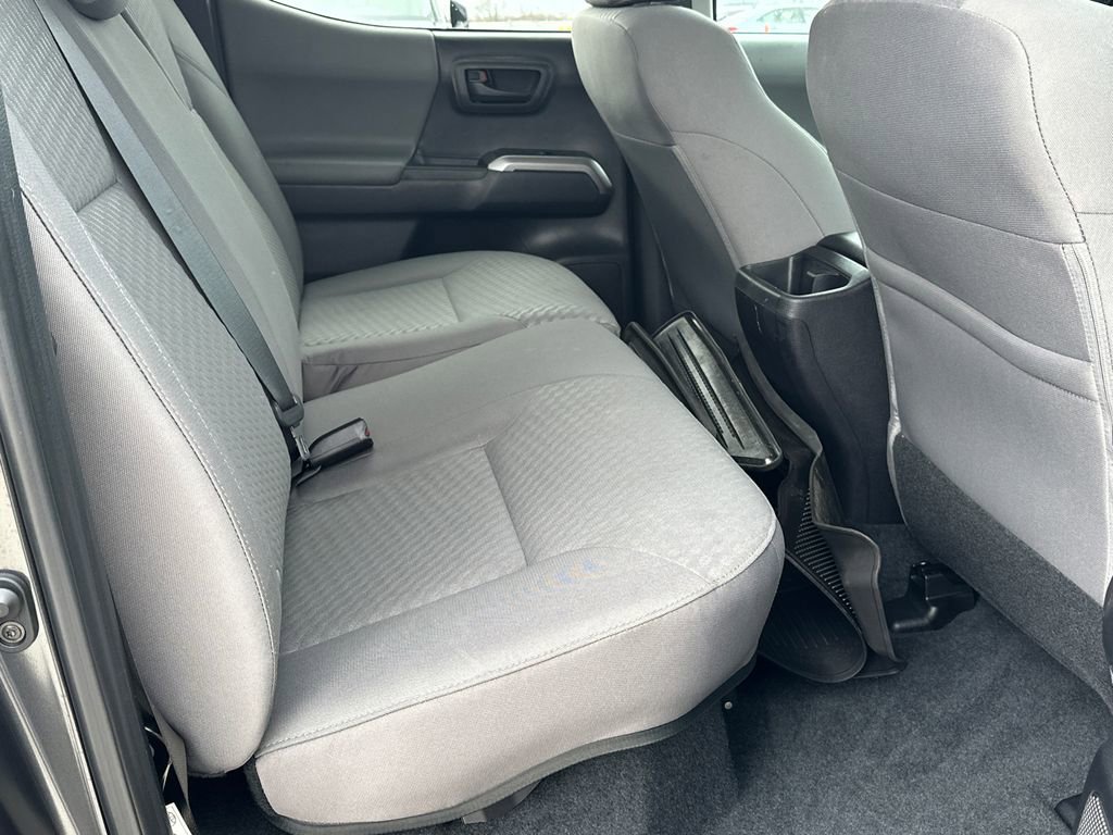 Used 2023 Toyota Tacoma SR5 w/ Technology Package image 13