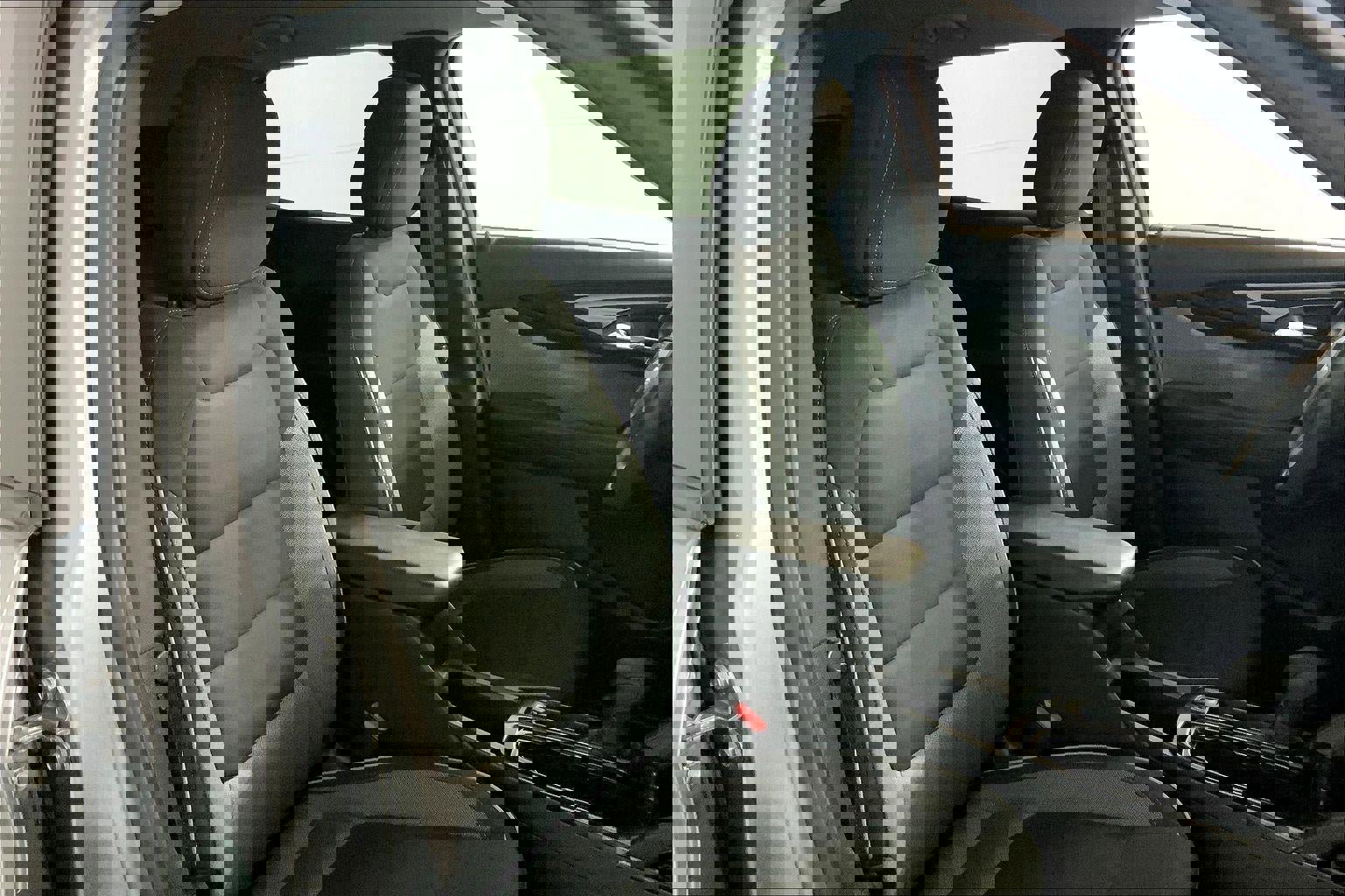 Used 2025 Chevrolet TrailBlazer LT AWD/4WD image 7