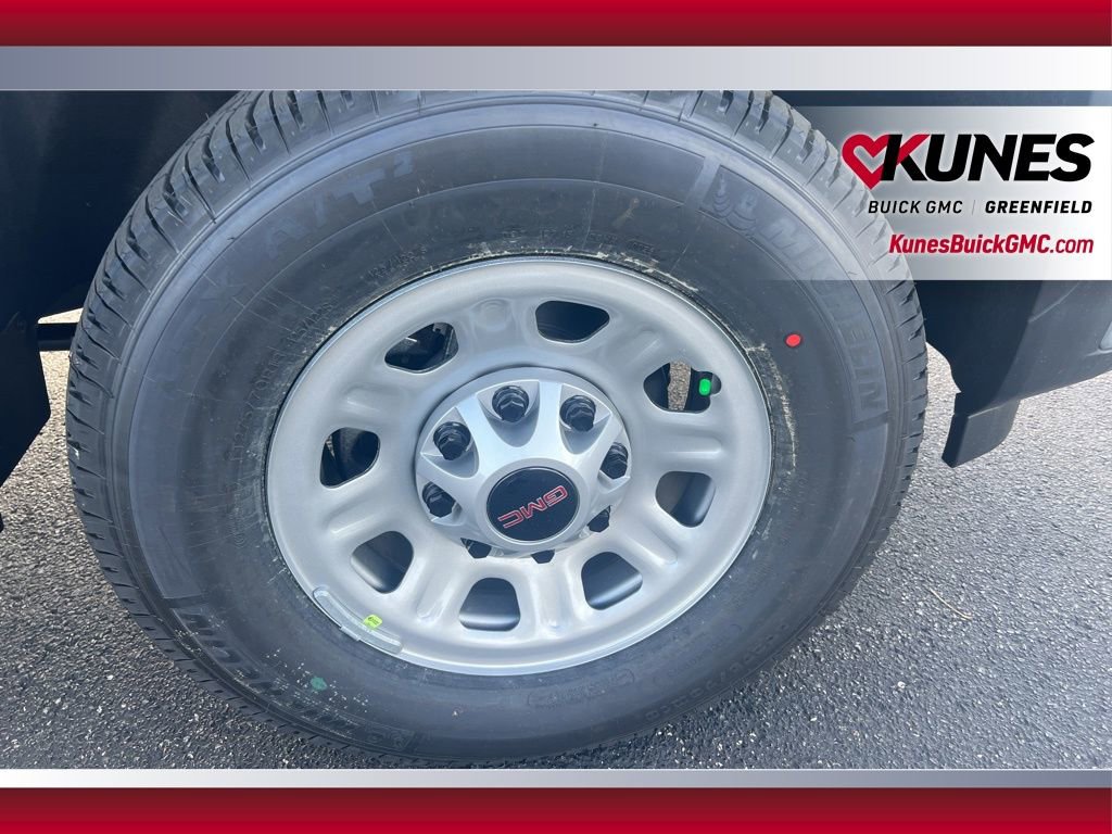 New 2025 GMC Sierra 3500 Pro image 11