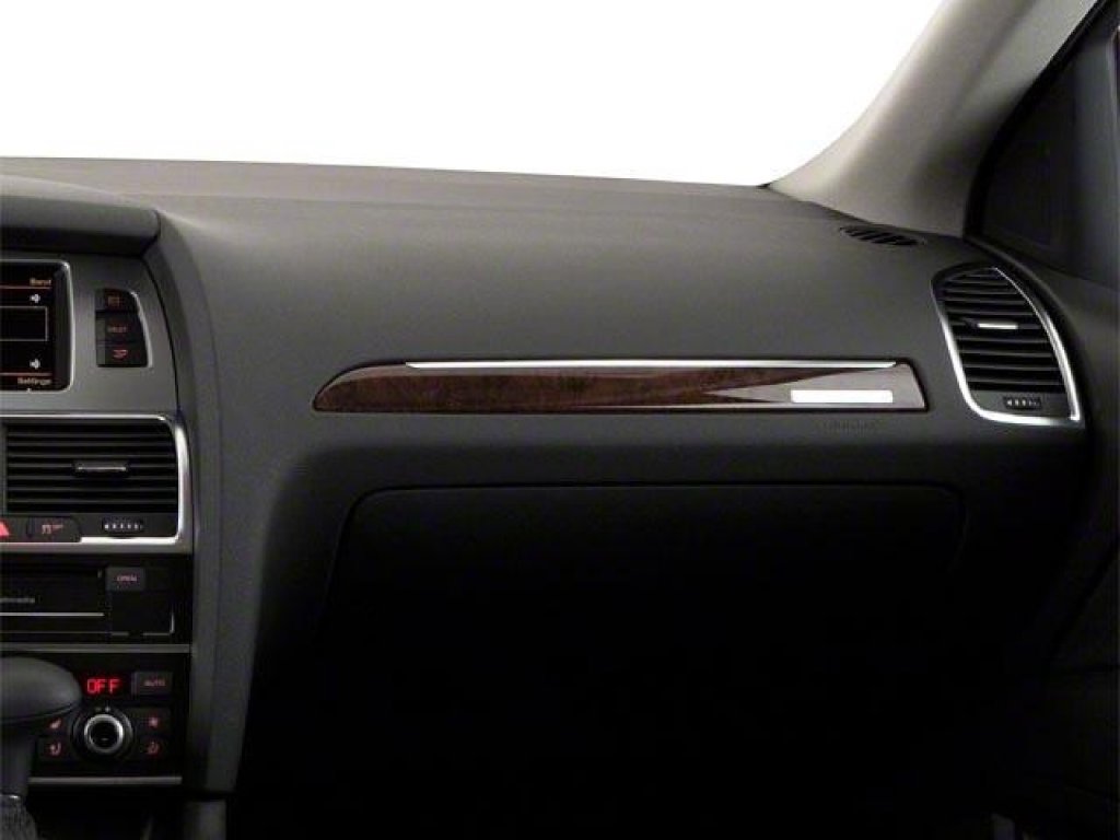 Used 2010 Audi Q7 TDI Premium Plus AWD/4WD image 18