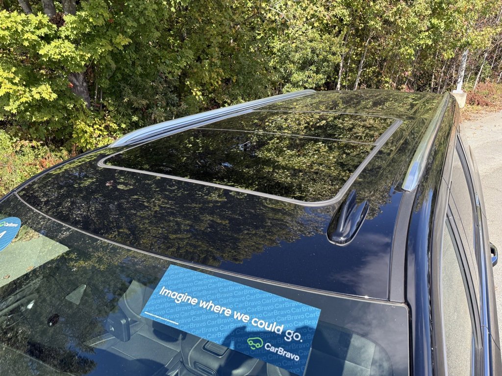 Certified 2024 GMC Yukon XL Denali image 11