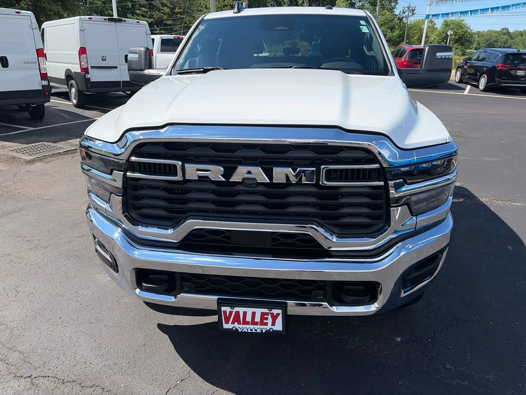 Certified 2025 RAM 2500 Big Horn AWD/4WD image 3