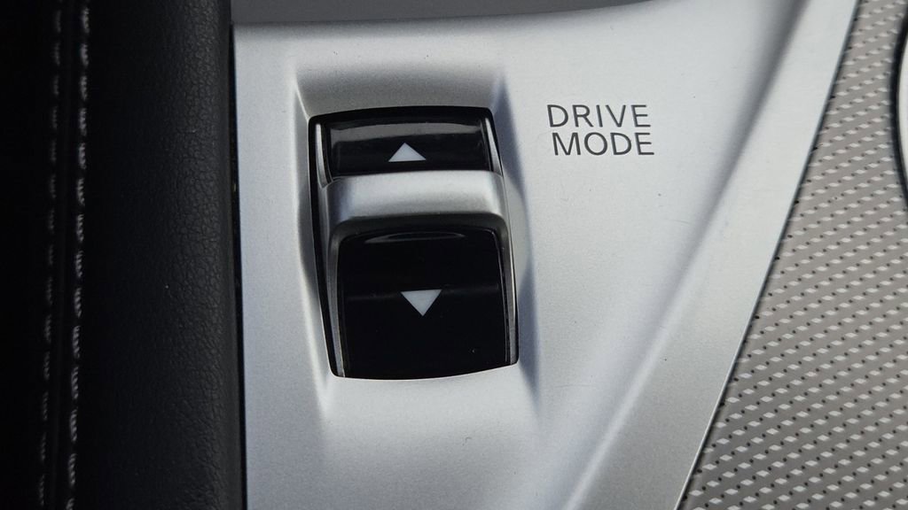 Used 2019 INFINITI Q50 Signature Edition w/ Cargo Package (L96) image 10
